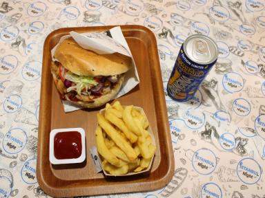 Istanbul By Night // Restaurant turc &ndash; Kebab, Tacos, Burgers, Sandwichs en livraison sur Denain