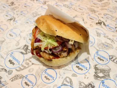 Istanbul By Night // Restaurant turc – Kebab, Tacos, Burgers, Sandwichs en livraison sur Denain